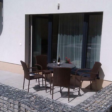 Sunny, Fully Furnished Studio Type With Terrace Plzeň Eksteriør bilde