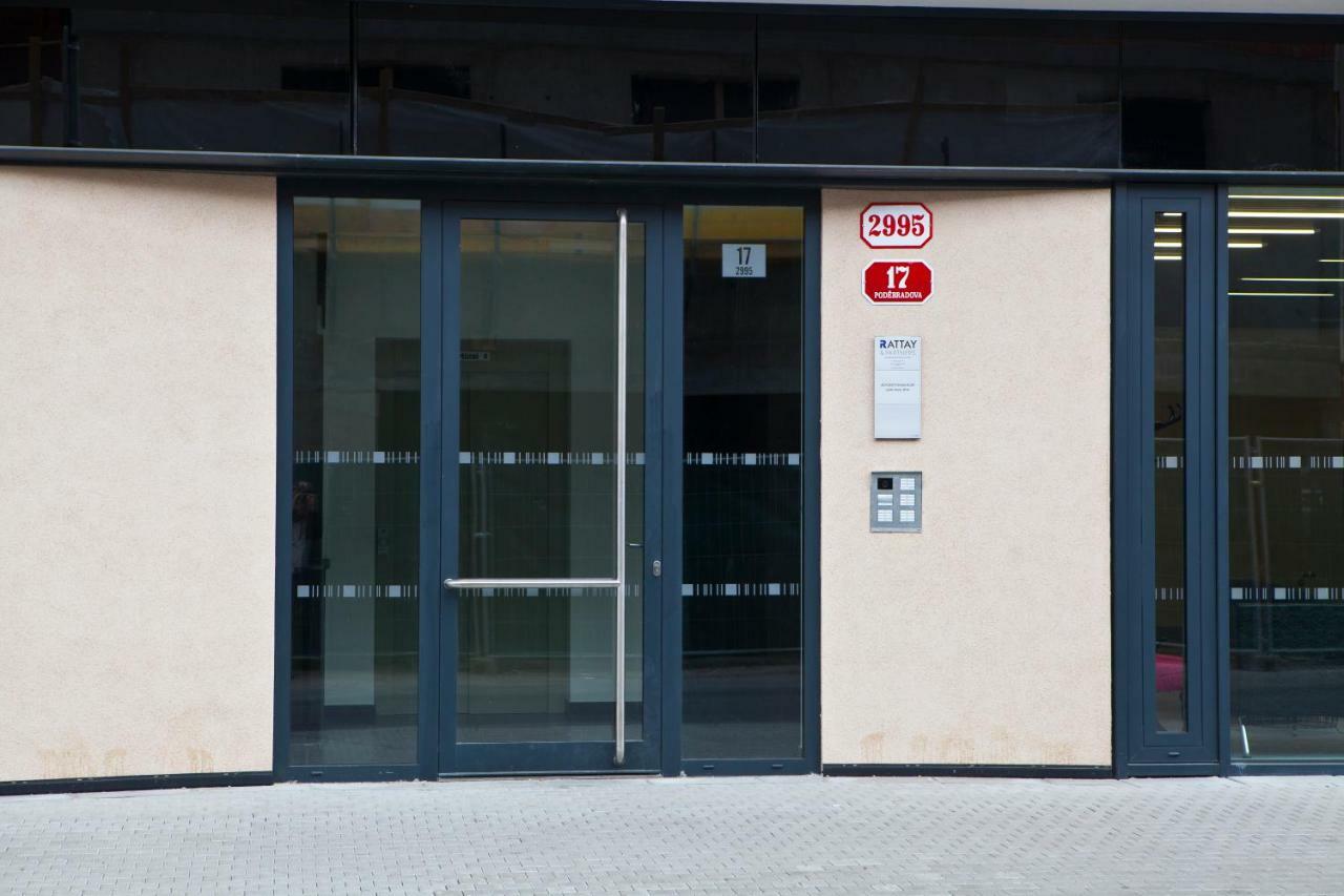 Sunny, Fully Furnished Studio Type With Terrace Plzeň Eksteriør bilde