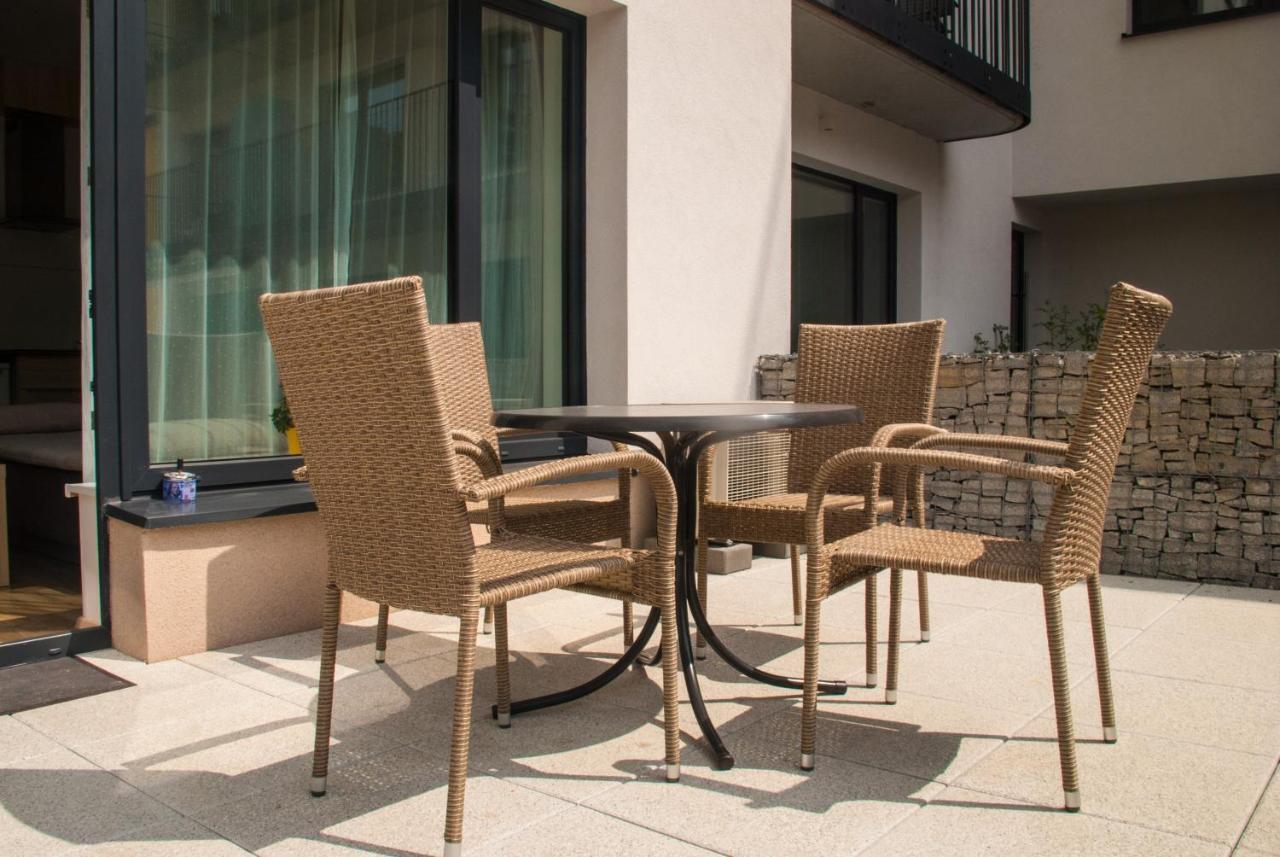Sunny, Fully Furnished Studio Type With Terrace Plzeň Eksteriør bilde